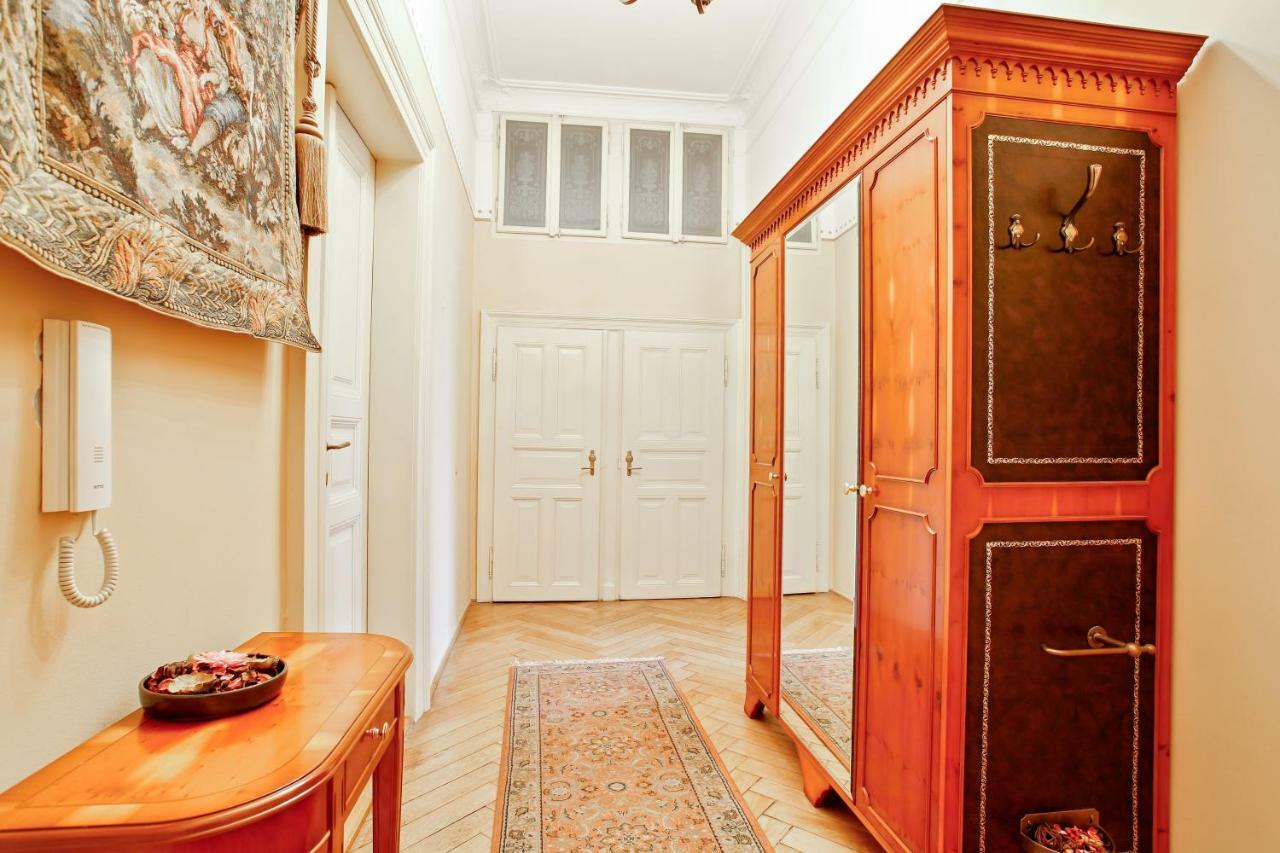 Апартаменты Open Gate Прага Экстерьер фото
