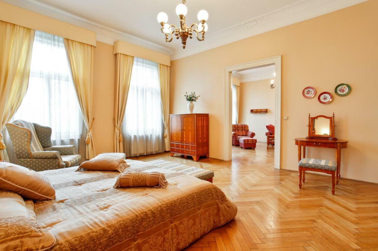 Апартаменты Open Gate Прага Экстерьер фото